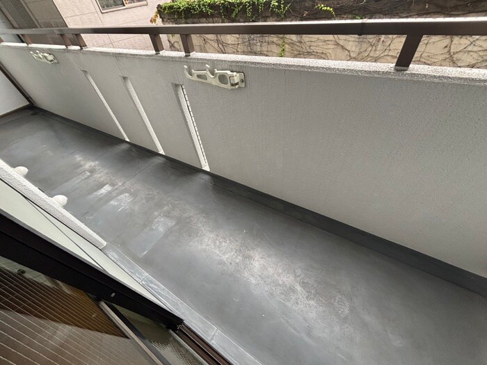 ベランダ・バルコニー ロイヤル現代