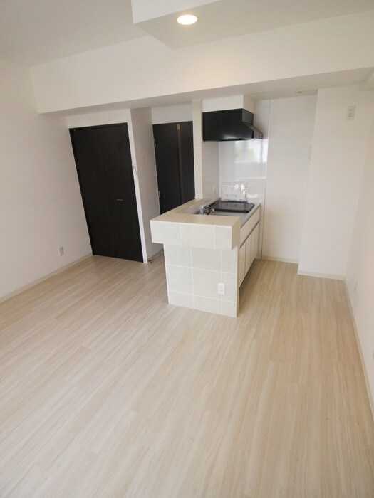 居室 デイグラン鶴見