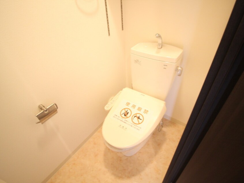 トイレ デイグラン鶴見