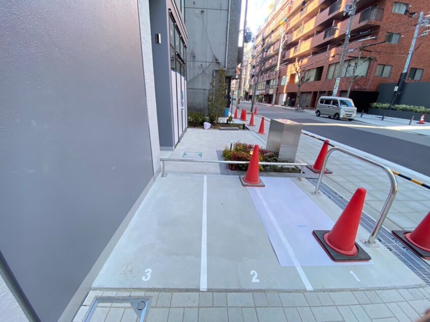 バイク置き場 アーバネックス天満橋South