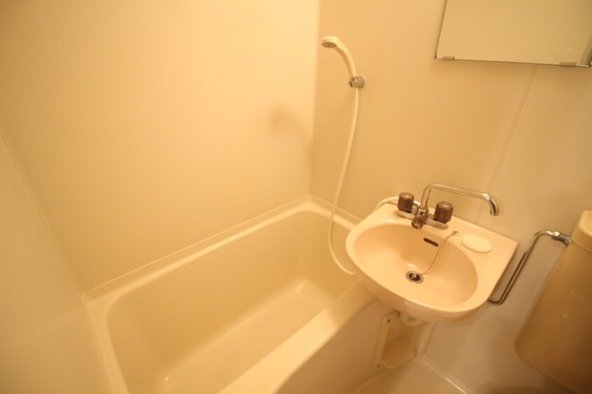 バス／シャワールーム等 仁川ロイヤルハイツ