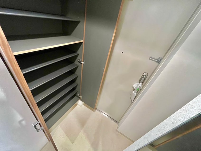 靴箱 Fujiman南森町