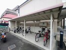 駐輪場 グリ－ンゲイブルズ大町