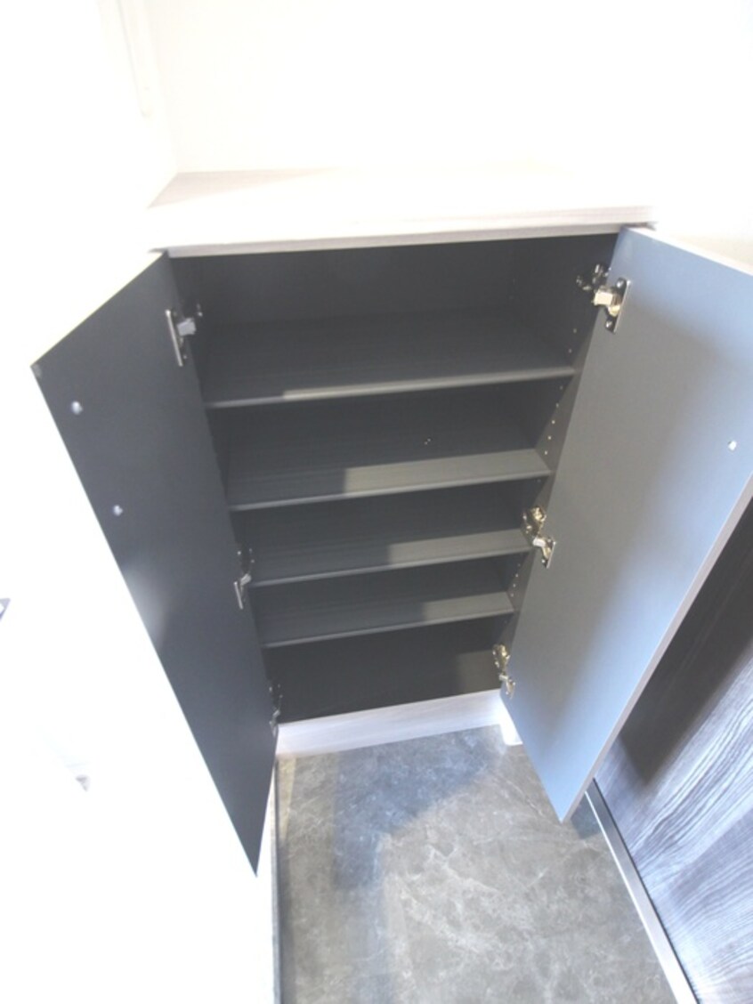 靴箱 プライマル新大阪