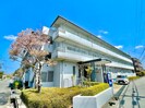 草津ロイヤルマンションの外観