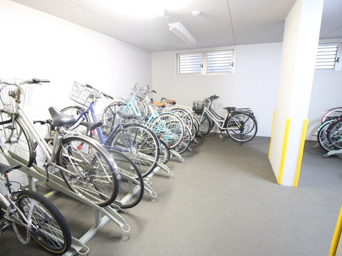 駐輪場 Ｍｅｒｇｅ一条通