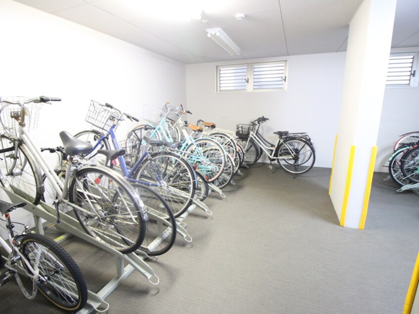 駐輪場 Ｍｅｒｇｅ一条通