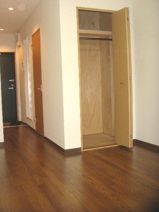 廊下 ステュデｨオ灰塚