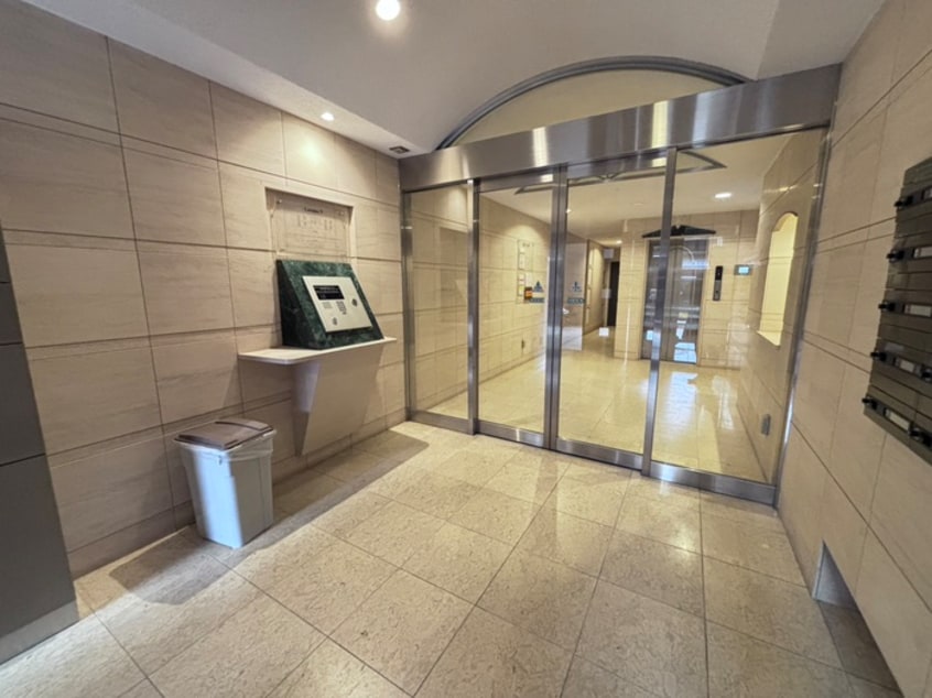 エントランス部分 ＣＯＳＭＯ Ⅴ