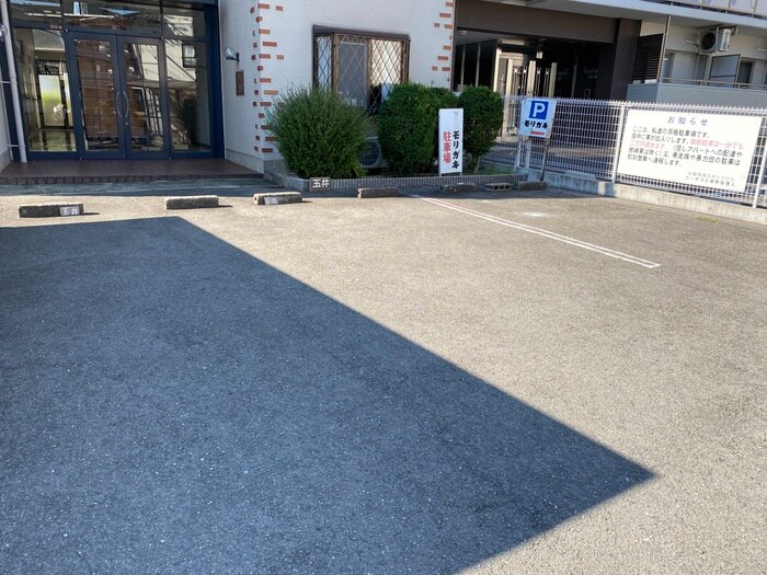 駐車場 コーポラス禁野