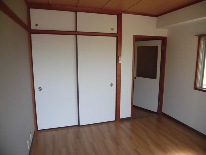 収納 第二広秀ハイツ