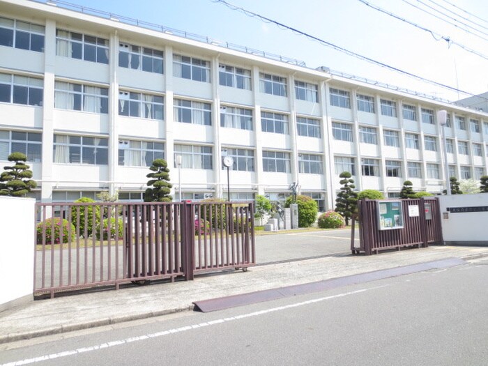 渋谷高校(高等学校/高等専門学校)まで190m アルカディアヒルズ