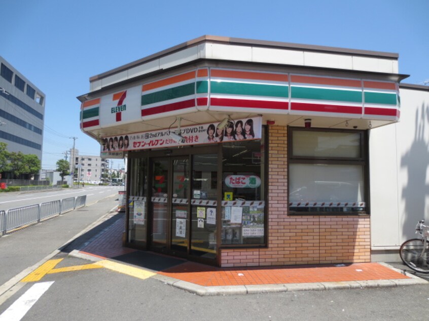 セブンイレブン京都烏丸十条店(コンビニ)まで400m ベラジオ雅び烏丸十条(905)