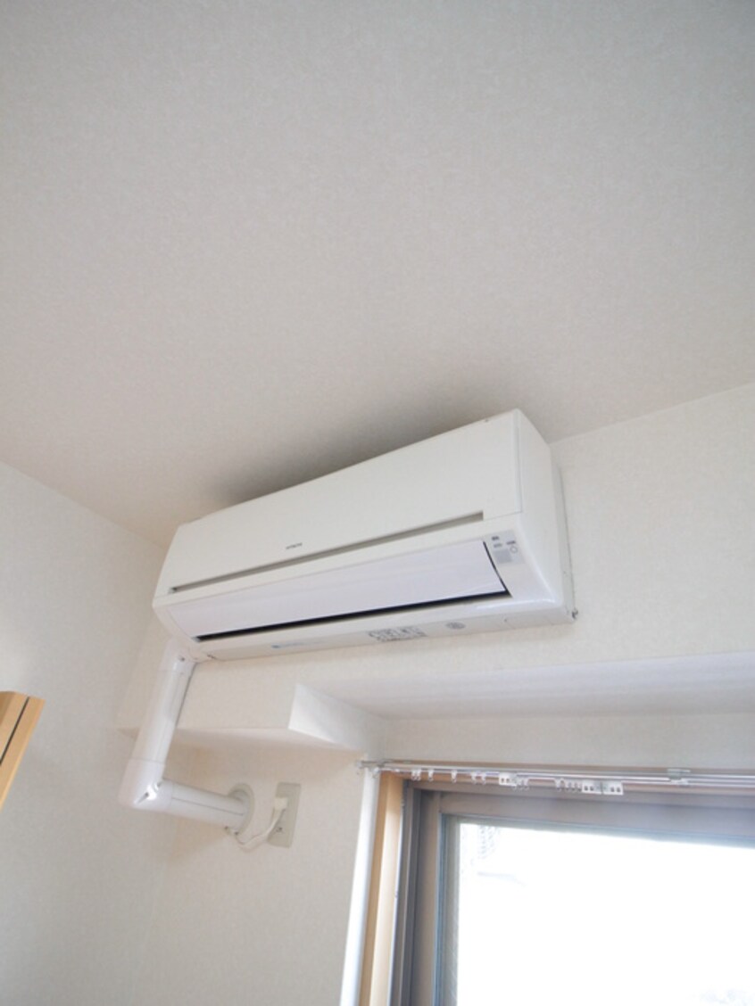 内観写真 ボナ－ル河