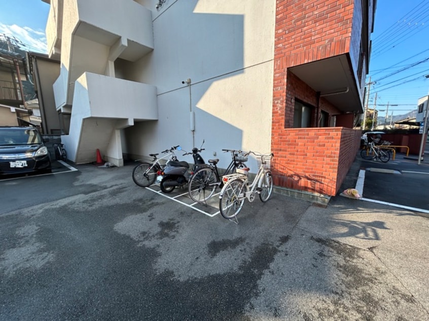 駐輪場 エバグリーン嵐山