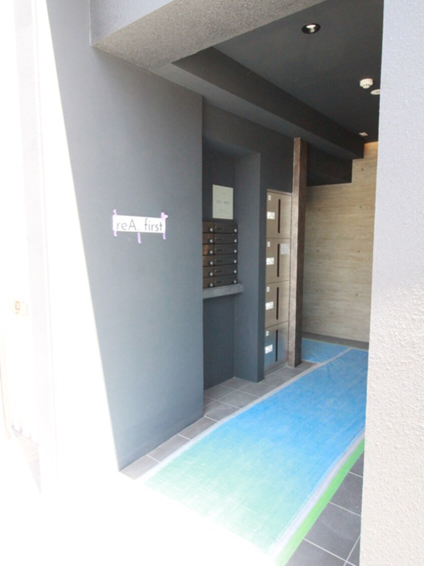 エントランス部分 ｒｅＡ.ｆｉｒｓｔ