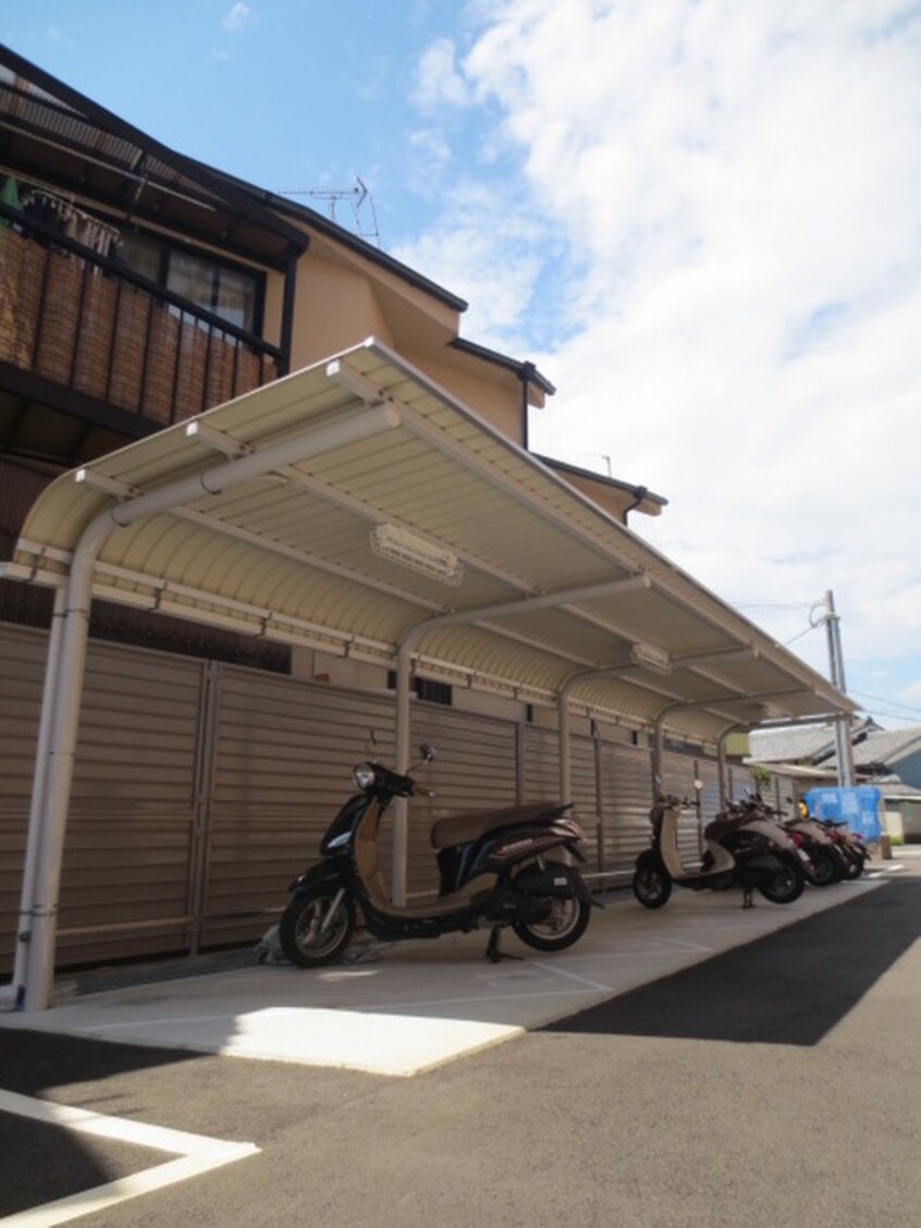駐輪場 リバーサイド桂　弐番館