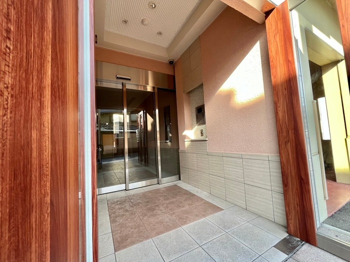 エントランス部分 リバーサイド桂　弐番館
