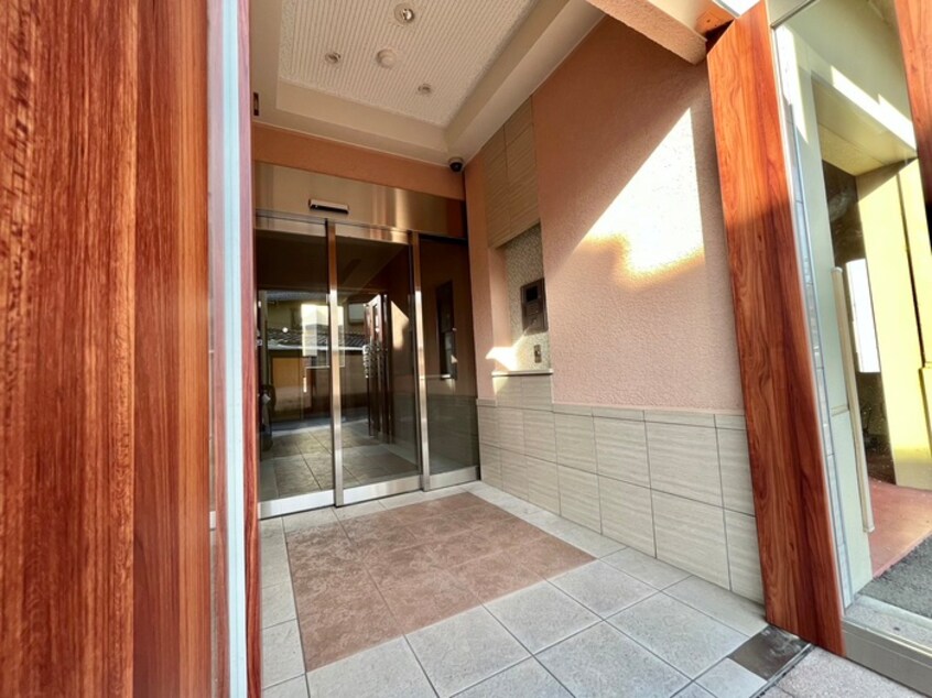 エントランス部分 リバーサイド桂　弐番館