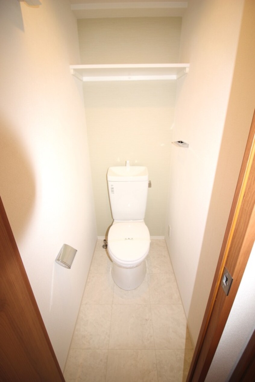 トイレ リバーサイド桂　弐番館