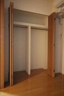 収納 リバーサイド桂　弐番館