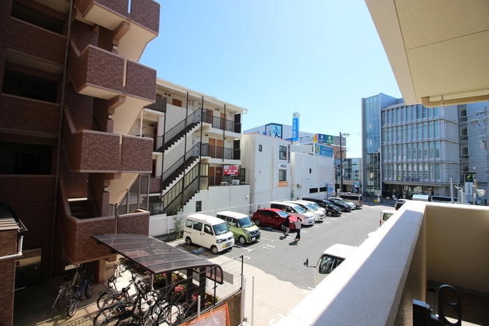 室内からの展望 マンションはりげん鳳