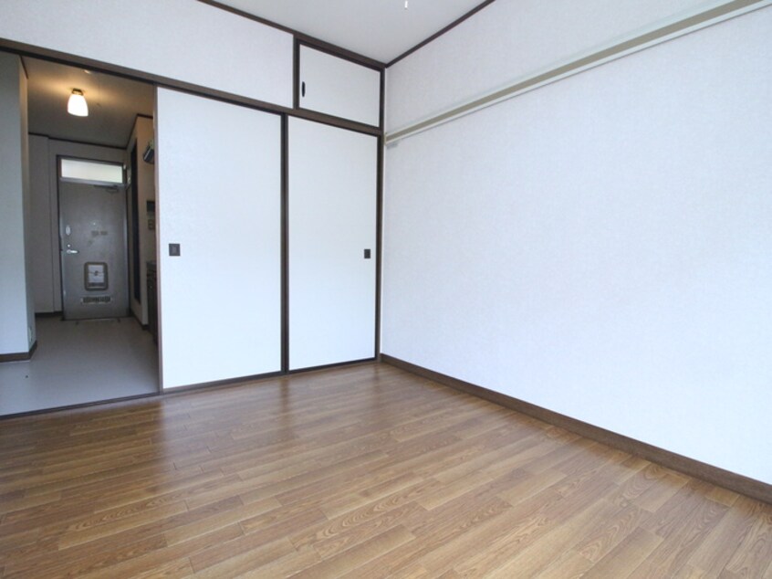 居室 コスモハイツ