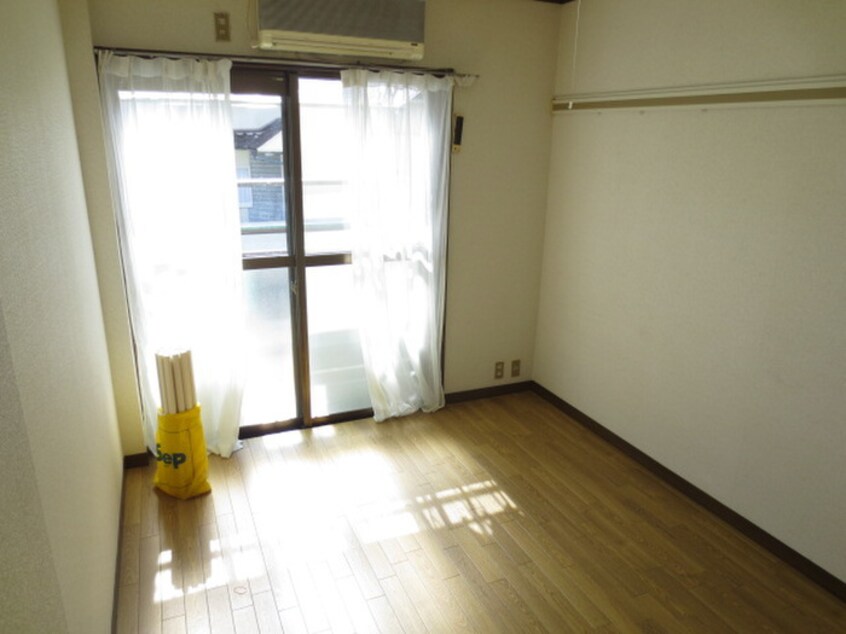居室 コスモハイツ