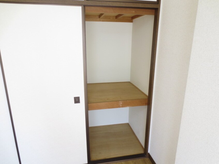 収納 コスモハイツ