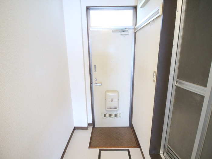 玄関 コスモハイツ
