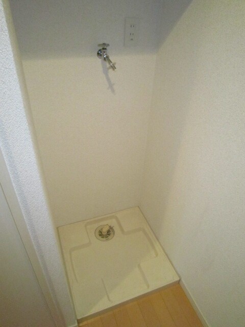 洗濯機置場 AQUA CORTE