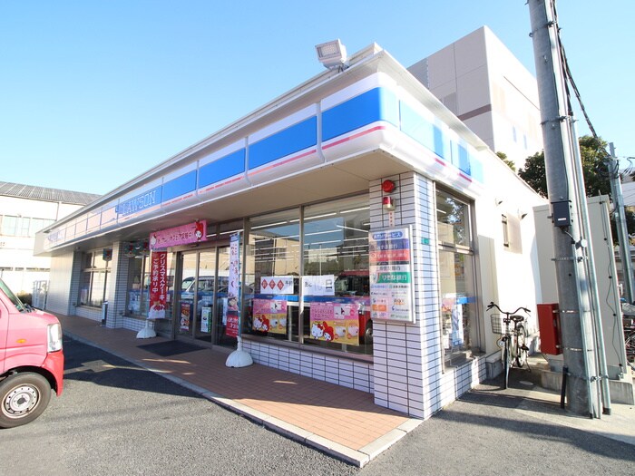 ローソン十三元今里三丁目(コンビニ)まで182m AQUA CORTE