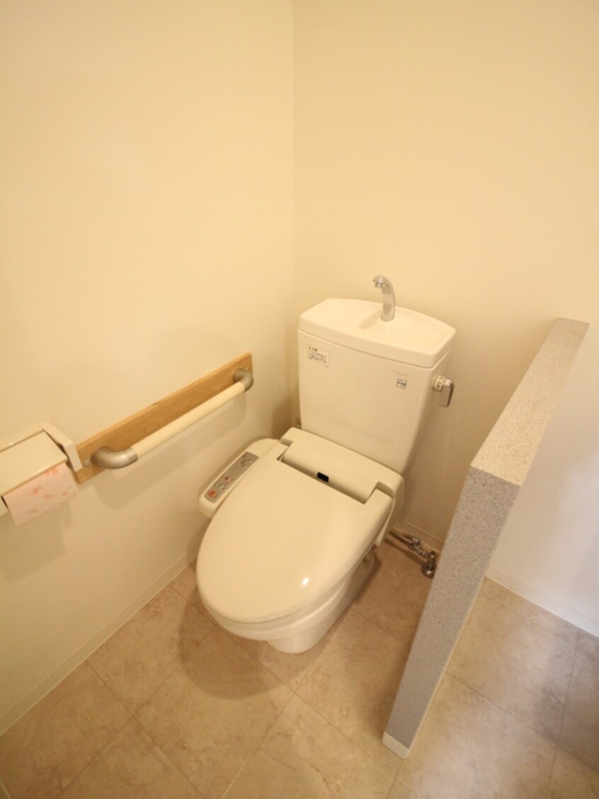 トイレ M－1