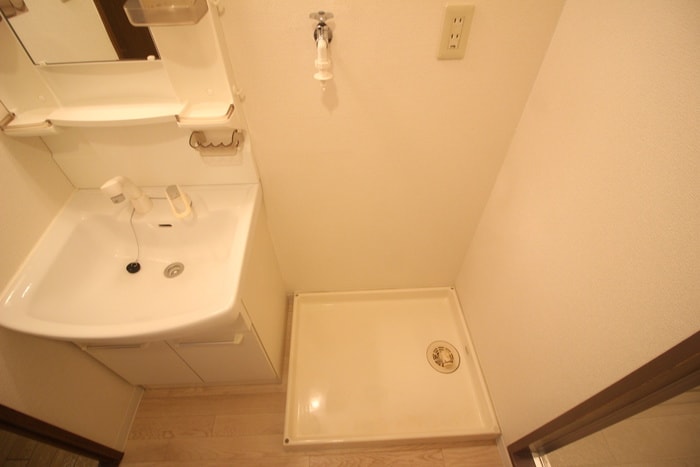 洗濯機置場 ベルトゥリ－オカモト