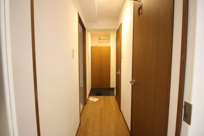 廊下 ベルトゥリ－オカモト