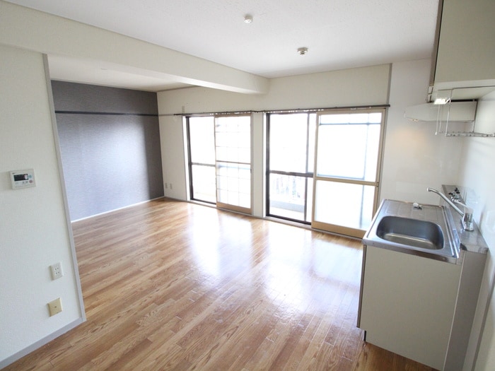 居室 ハッピーコーポレート