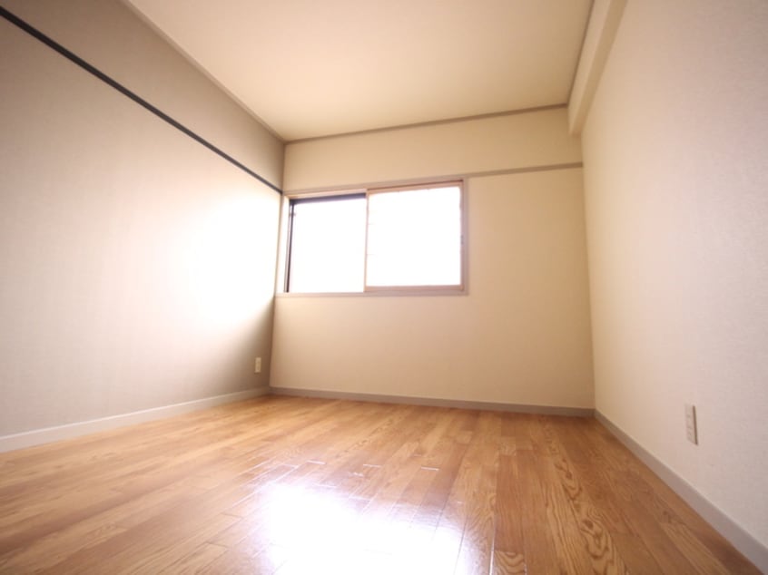 居室 ハッピーコーポレート