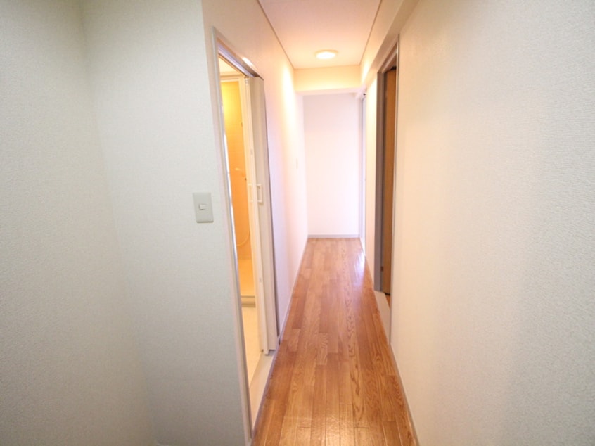 廊下 ハッピーコーポレート