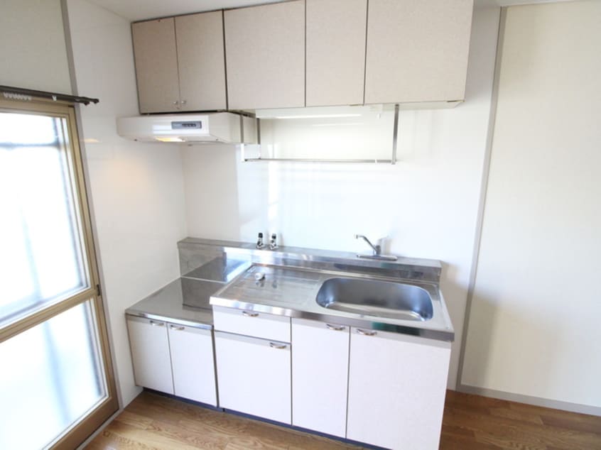 キッチン ハッピーコーポレート