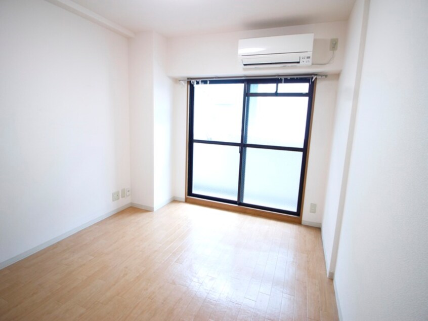 居室 ルミナリィ上新庄