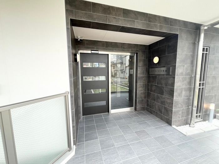 エントランス部分 リアライズ今里南