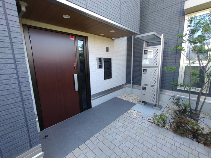 エントランス部分 アングレーム