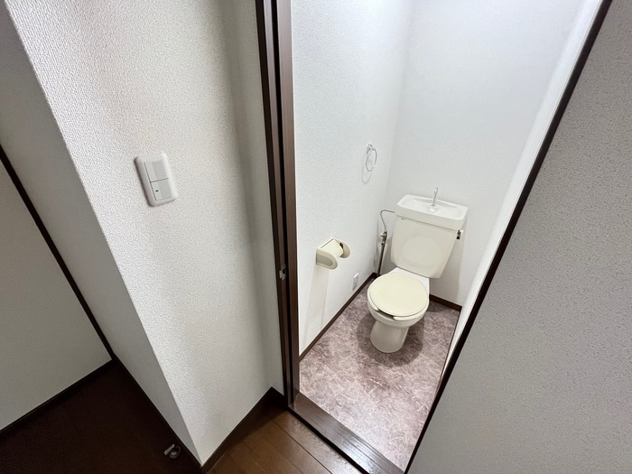 トイレ エ－デルピオニ－