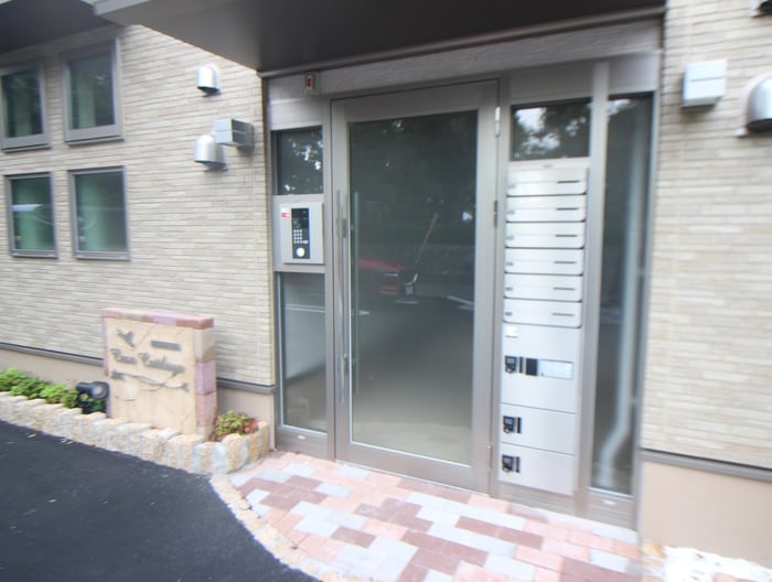 エントランス部分 カーサ　カトレア