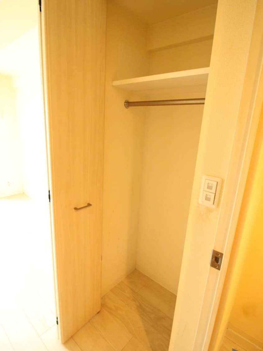 収納 ﾌﾟﾚｻﾝｽ梅田北ｻﾞ･ﾗｲﾌﾞ(608)