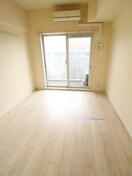 居室 ﾌﾟﾚｻﾝｽ梅田北ｻﾞ･ﾗｲﾌﾞ(608)