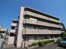 シャトレー高安の外観