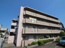 シャトレー高安の外観