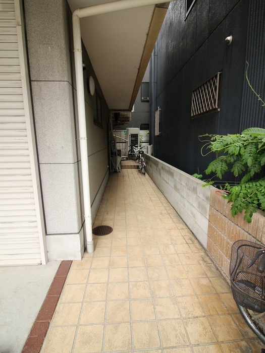 エントランス部分 上野坂ｸﾞﾗﾝﾊｲﾂA