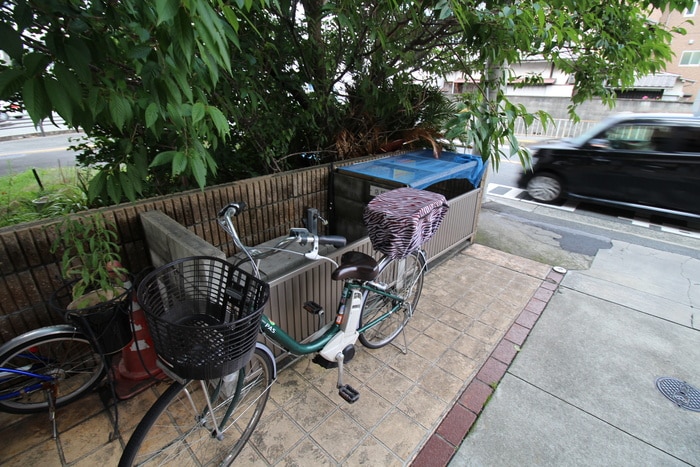 駐輪場 上野坂ｸﾞﾗﾝﾊｲﾂA